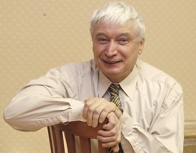 Валентин Власов